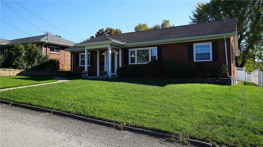 340 Pershing Ave, Blairsville, PA 15717 - #2