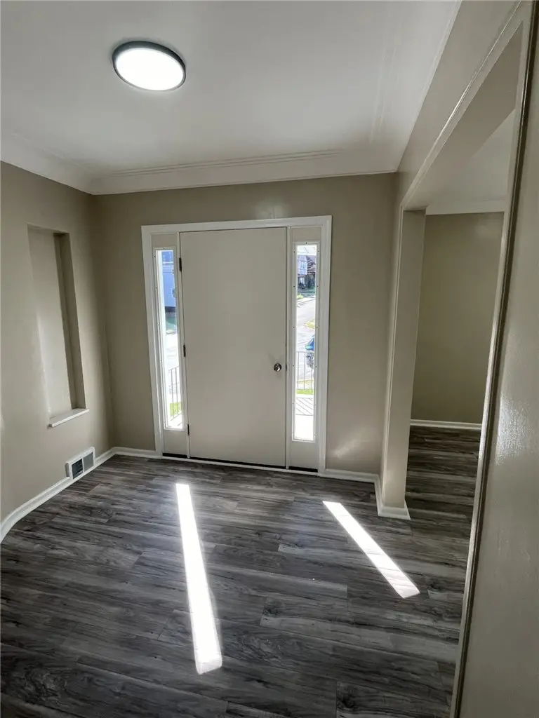 2911 Myer Blvd, McKeesport, PA 15132 - #3