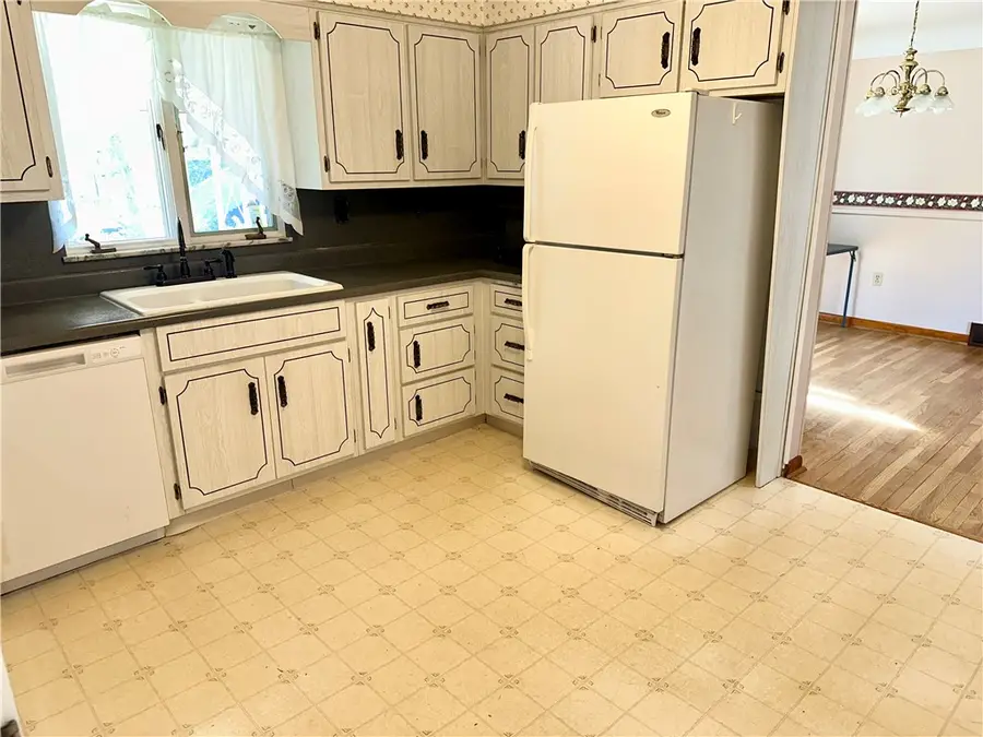135 Dartmouth Way, Aliquippa, PA 15001 - #3