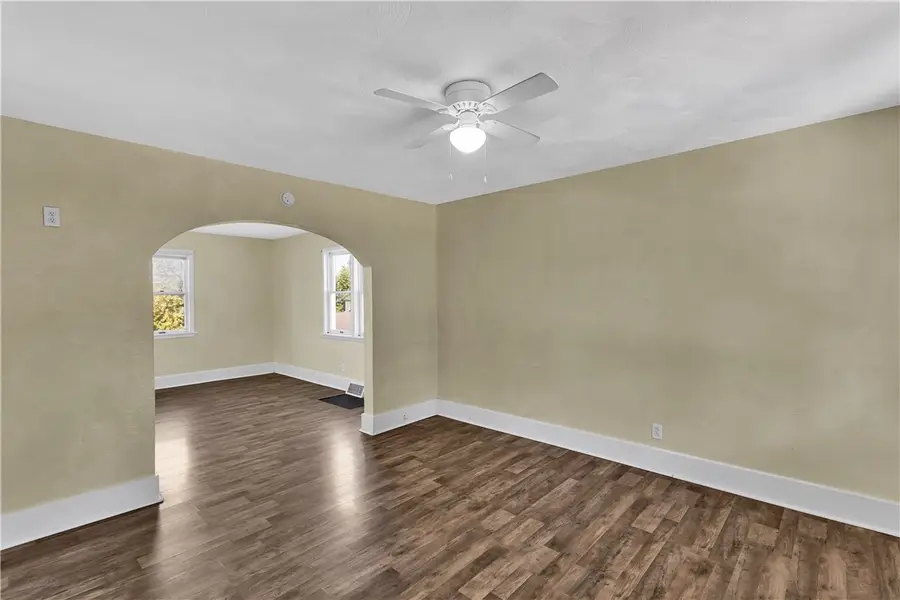 1413 Robbins Avenue, North Apollo, PA 15673 - #2