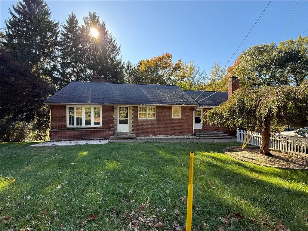 6 Old Plank Rd, Butler, PA 16001 - #1