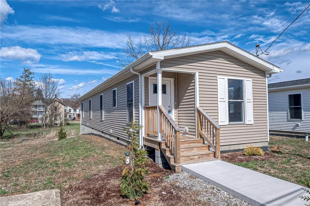 453 Motheral Ave, Monessen, PA 15062 - #1
