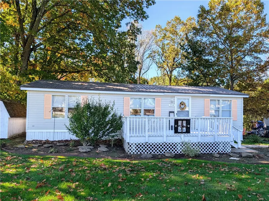 204 Peach Ct, Sewickley, PA 15143 - #2