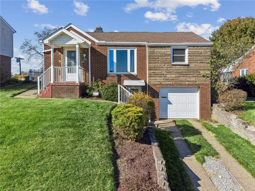 112 Creston Dr, West Mifflin, PA 15122 - #1