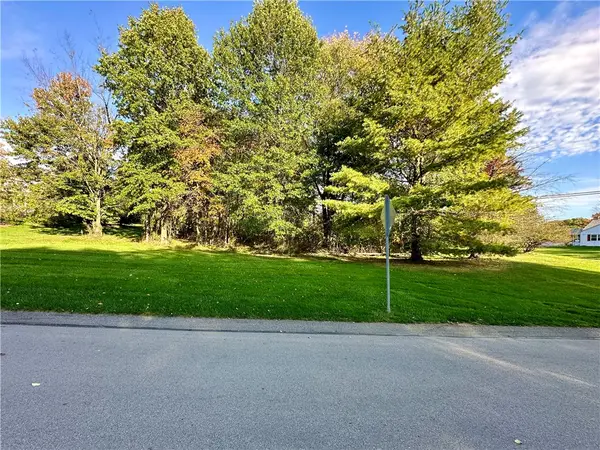 Lot 1 Haven Point Dr, New Castle, PA 16105