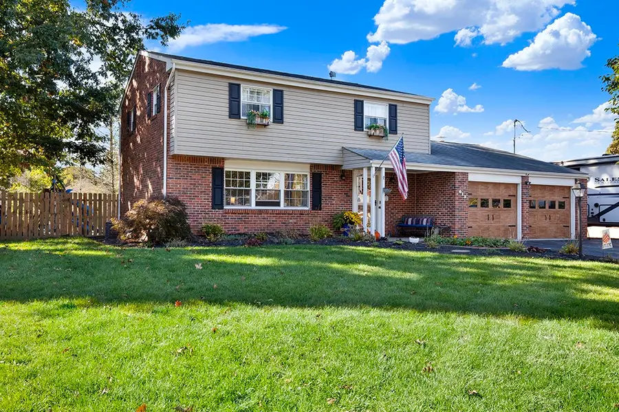 613 Westland Dr, Greensburg, PA 15601 - #2