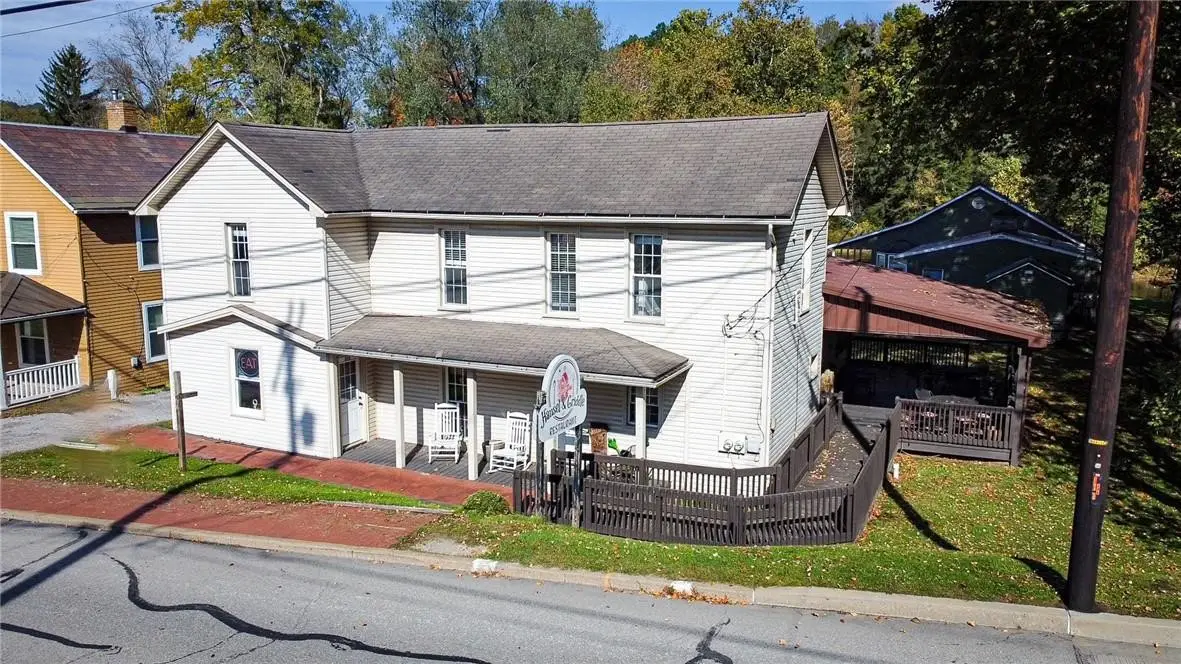 300 Main St, Volant, PA 16156 - #1