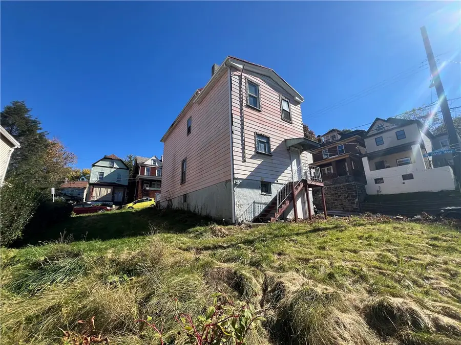 901 Wilhelm St, Pittsburgh, PA 15220 - #2