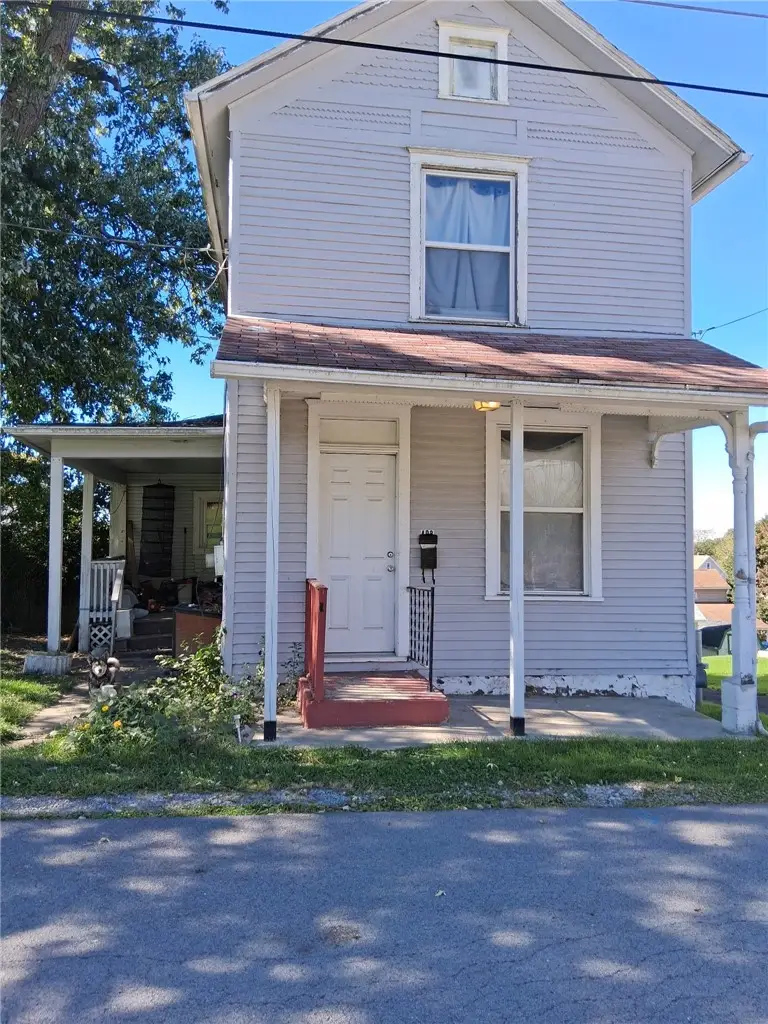 408 Connor Ave, New Castle, PA 16101 - #2