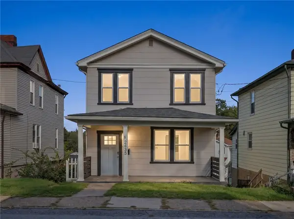 2435 Perry St, Homestead, PA 15120