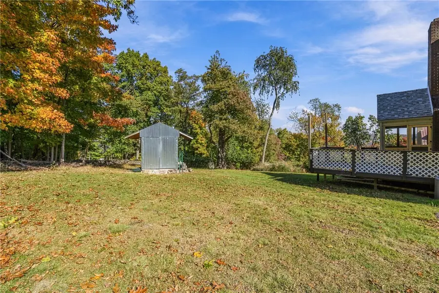 702 Summit St, Coraopolis, PA 15108 - #3