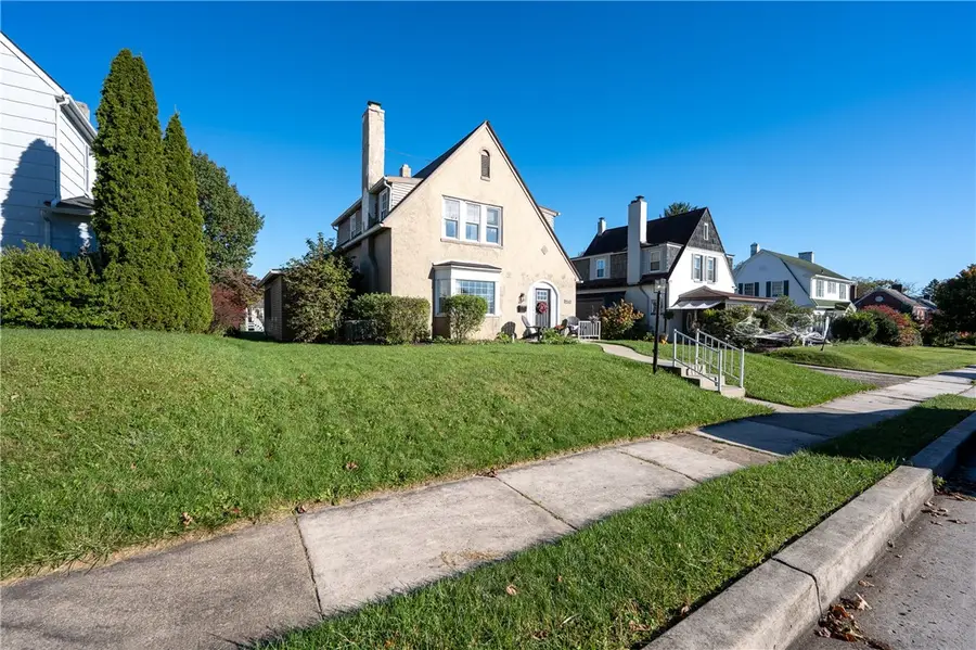 930 Hamilton Ave, Latrobe, PA 15650 - #3