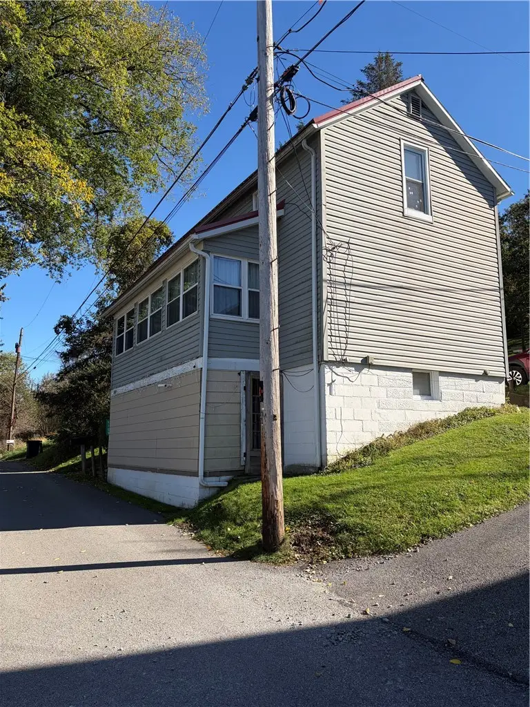 5765 Harrison Ave, Export, PA 15632 - #3