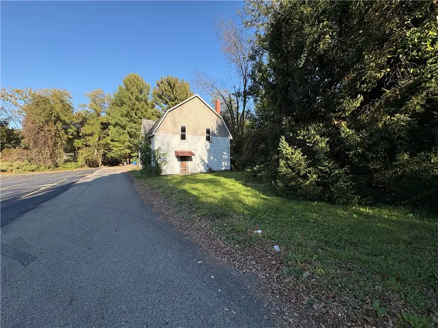 71 Jefferson St, Uniontown, PA 15401 - #3