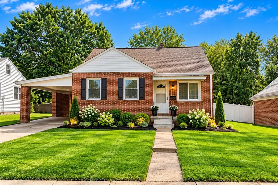 1003 Sunset Blvd, Ellwood City, PA 16117 - #2