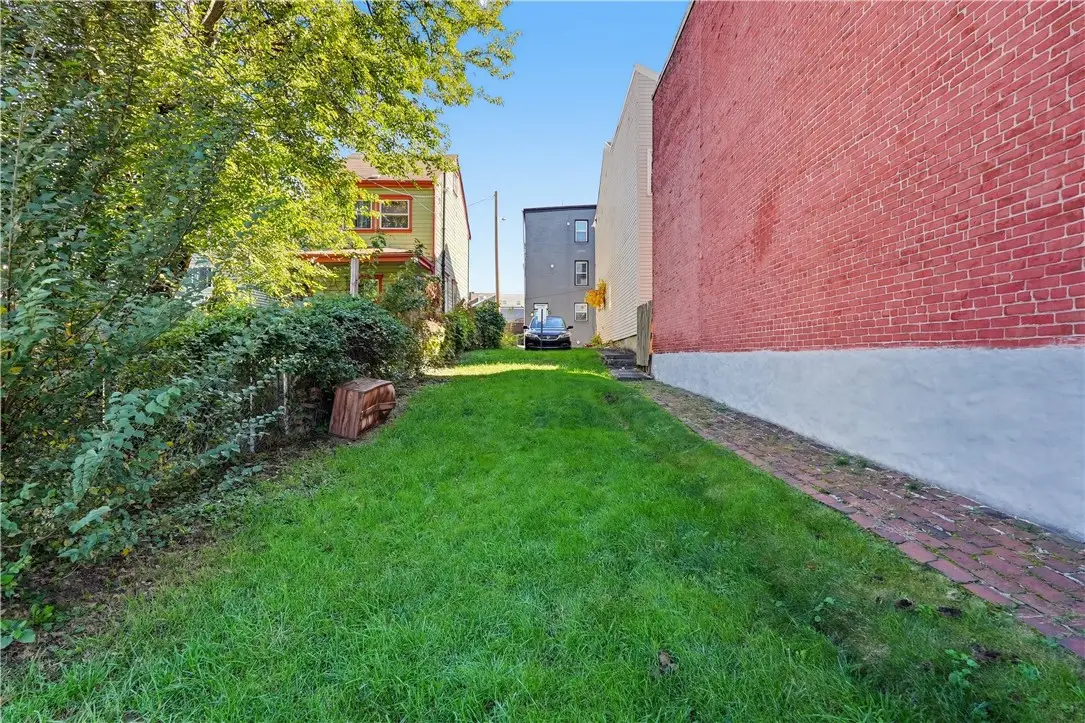 331 38th St, Pittsburgh, PA 15201 - #1