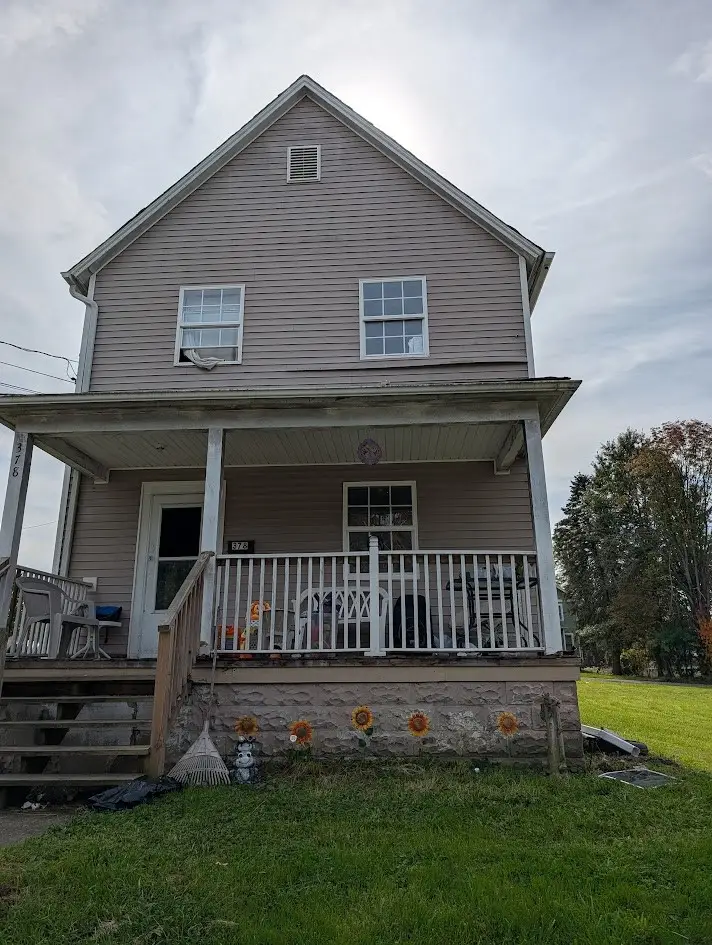 378 Malleable St, Sharon, PA 16146 - #1
