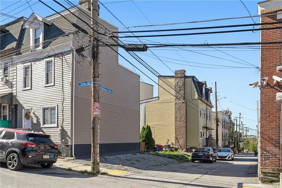 300 38th St, Pittsburgh, PA 15201 - #2