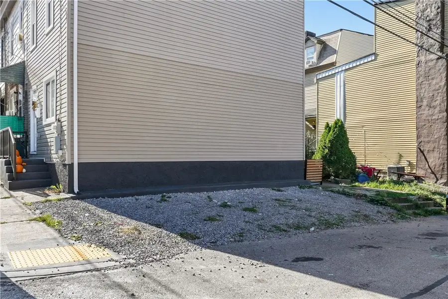300 38th St, Pittsburgh, PA 15201 - #3