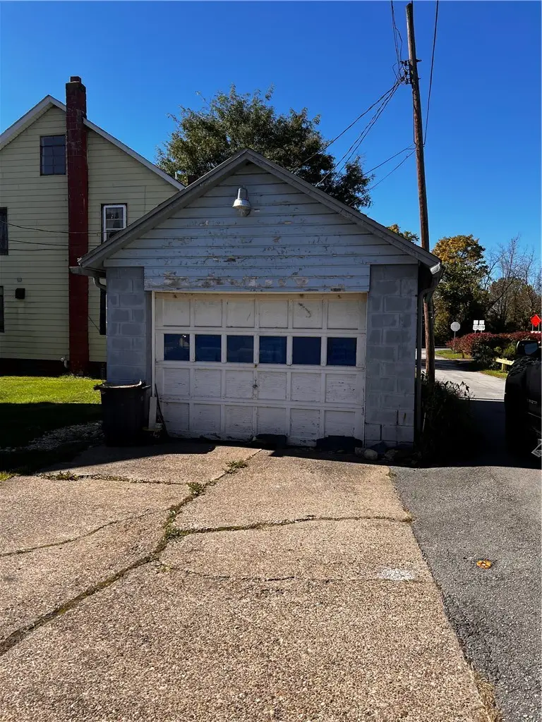110 W Burrell St, Blairsville, PA 15717 - #2