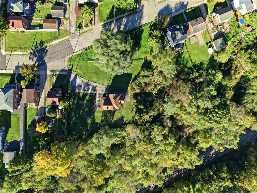 1348 Pocono St, Pittsburgh, PA 15218 - #3