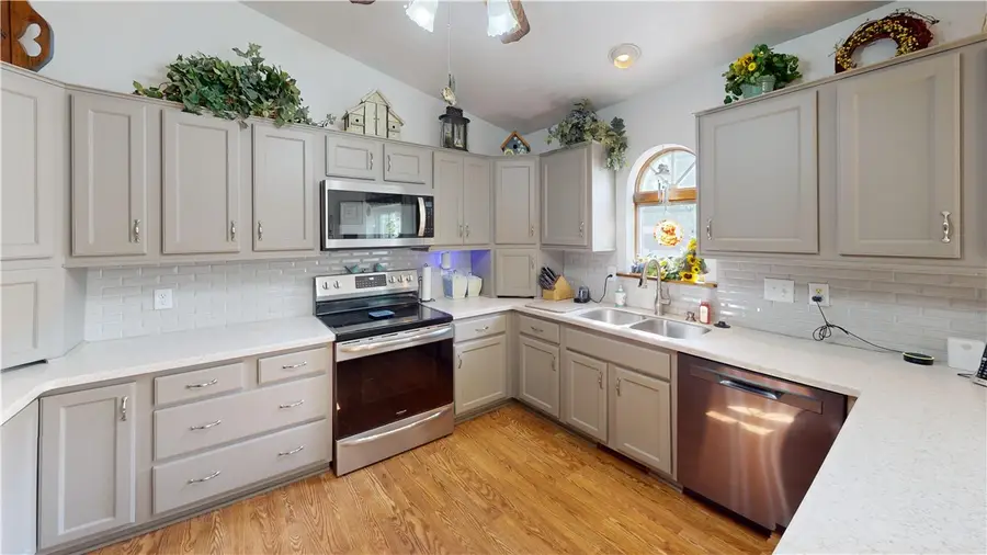 332 S Duffy Rd, Butler, PA 16001 - #2