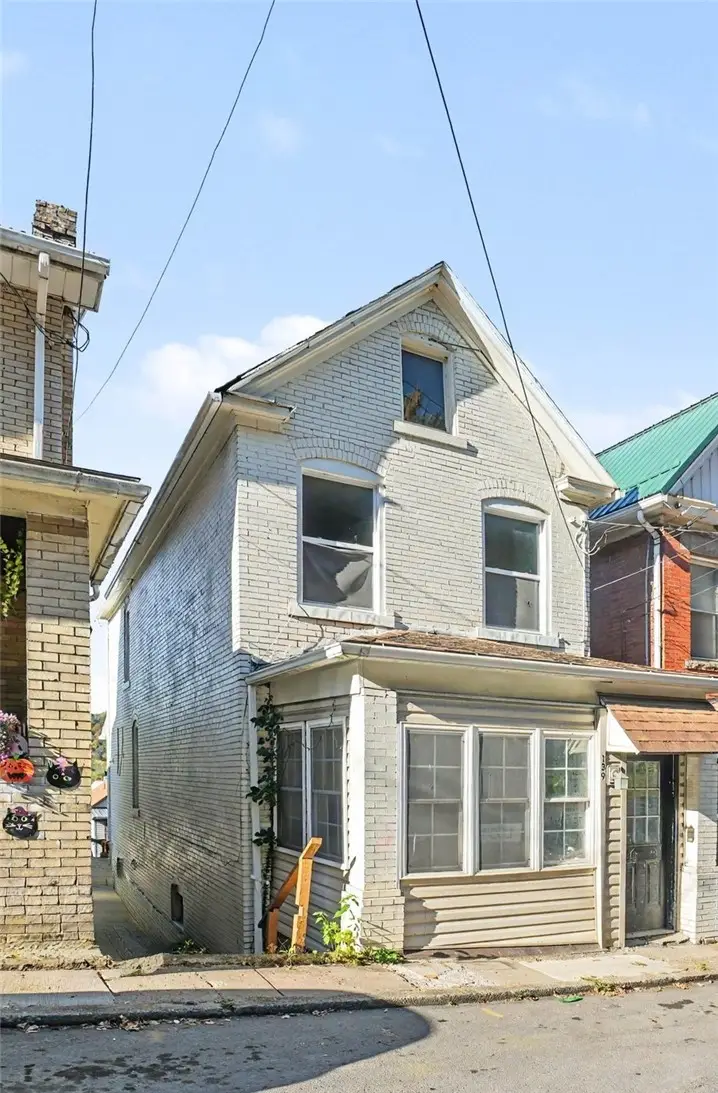 139 Oak Ave, Kittanning, PA 16201 - #2