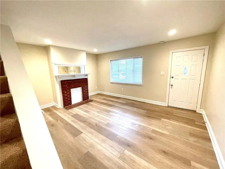 433 Augusta St, Pittsburgh, PA 15211 - #3