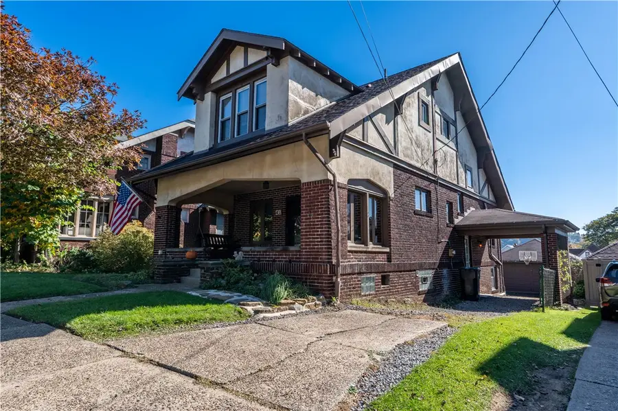 402 E 11th Avenue, Tarentum, PA 15084 - #2