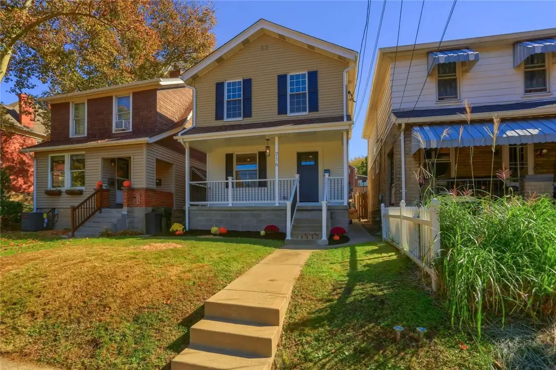 716 Allegheny River Blvd, Oakmont, PA 15139 - #1