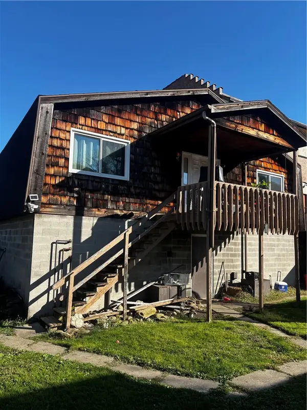 1610 8th Ave Rear, Beaver Falls, PA 15010