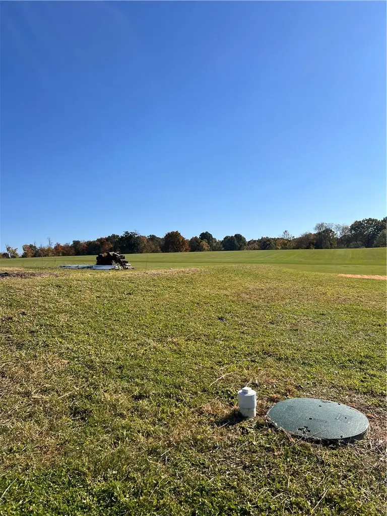 553 Dick Rd, Butler, PA 16001 - #1