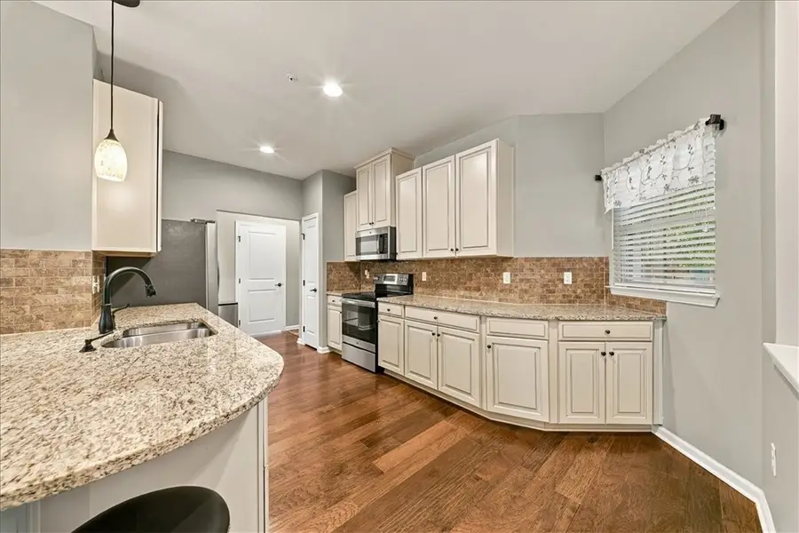 2000 Connecticut Ln, Sewickley, PA 15143 - #2