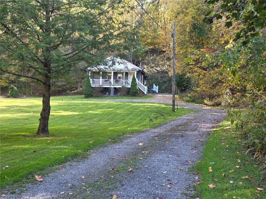 2101 Hamilton St, New Castle, PA 16101 - #1