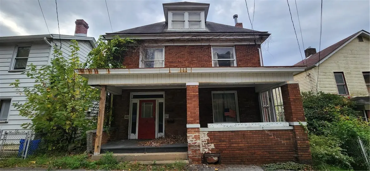 542 Franklin St, Freeport, PA 16229 - #1