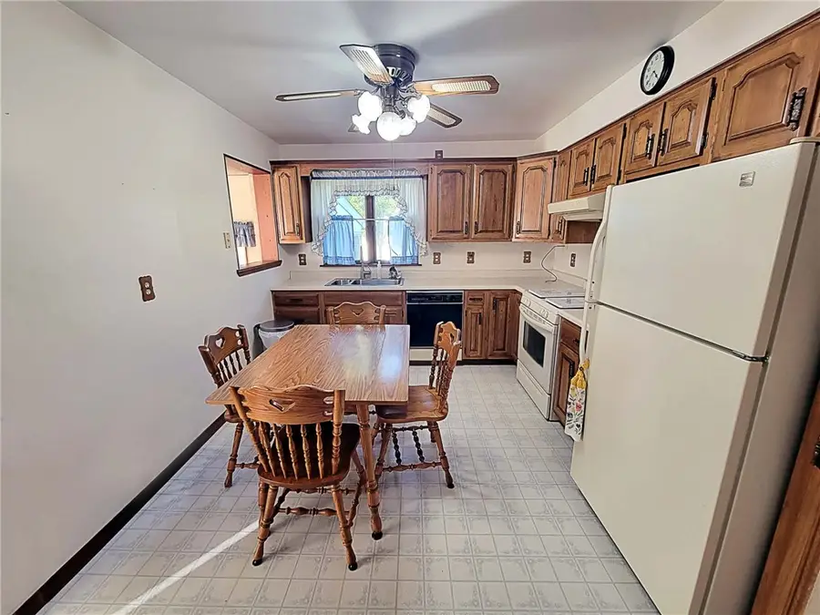 3139 Kipp Ave, Lower Burrell, PA 15068 - #3