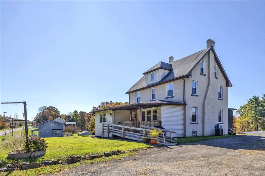 2710 Brighton Rd, Ellwood City, PA 16117 - #2