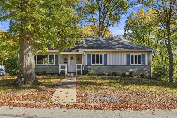 2010 Kendon W, Pittsburgh, PA 15221