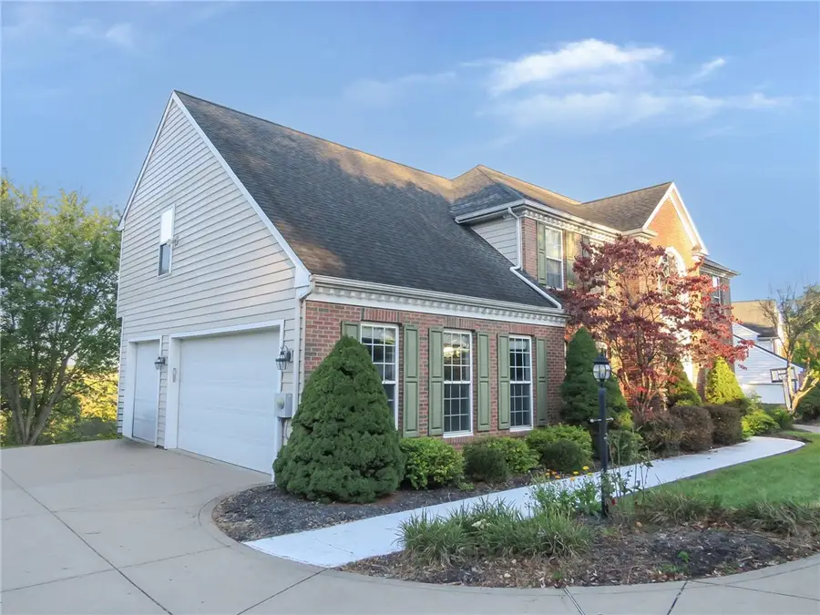 752 Hickory Grade Rd, Bridgeville, PA 15017 - #2
