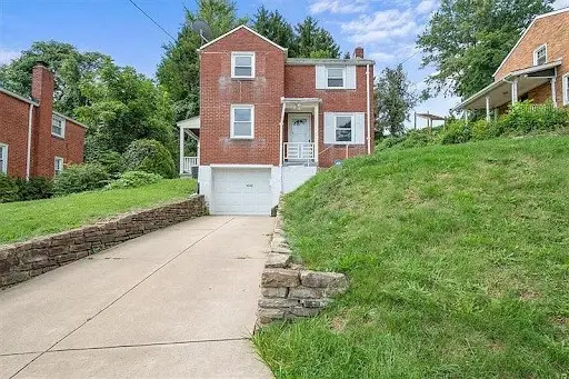 1042 Lindberg Ave, Homestead, PA 15120 - #1