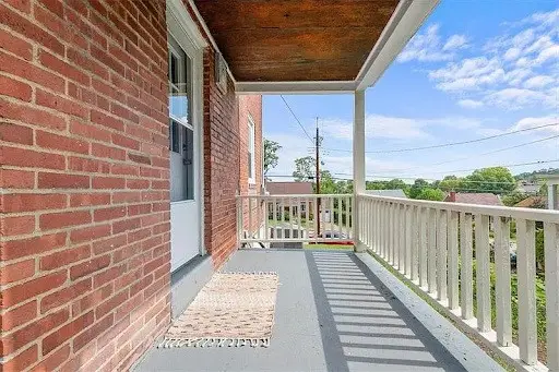 1042 Lindberg Ave, Homestead, PA 15120 - #3
