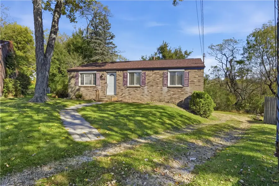 145 Mohawk Trail Dr, Pittsburgh, PA 15235 - #3