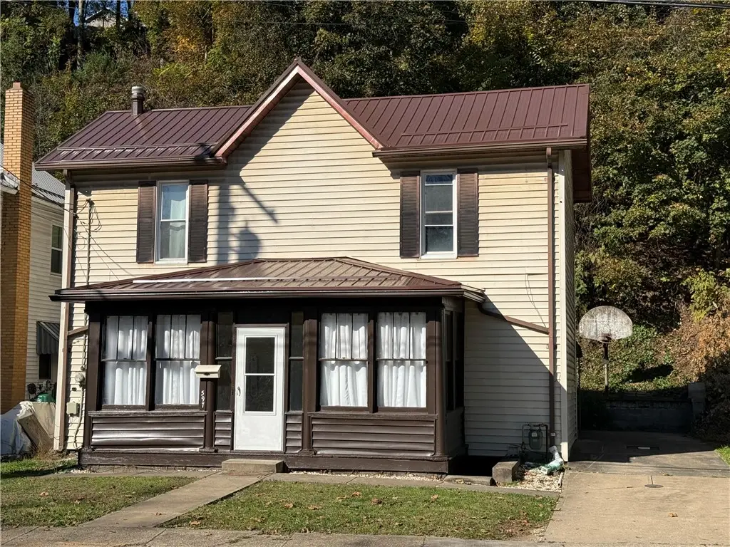597 Market Street, Leechburg, PA 15656 - #1