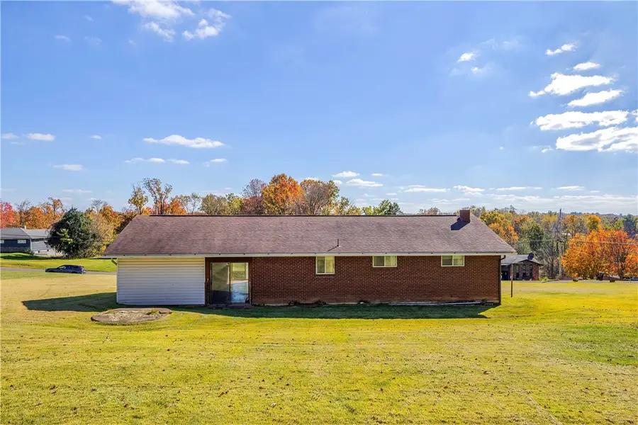 6014 Baker School Rd, Trafford, PA 15085 - #2
