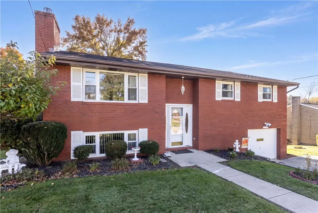 13 Sunnycrest Dr, Cecil, PA 15321 - #1