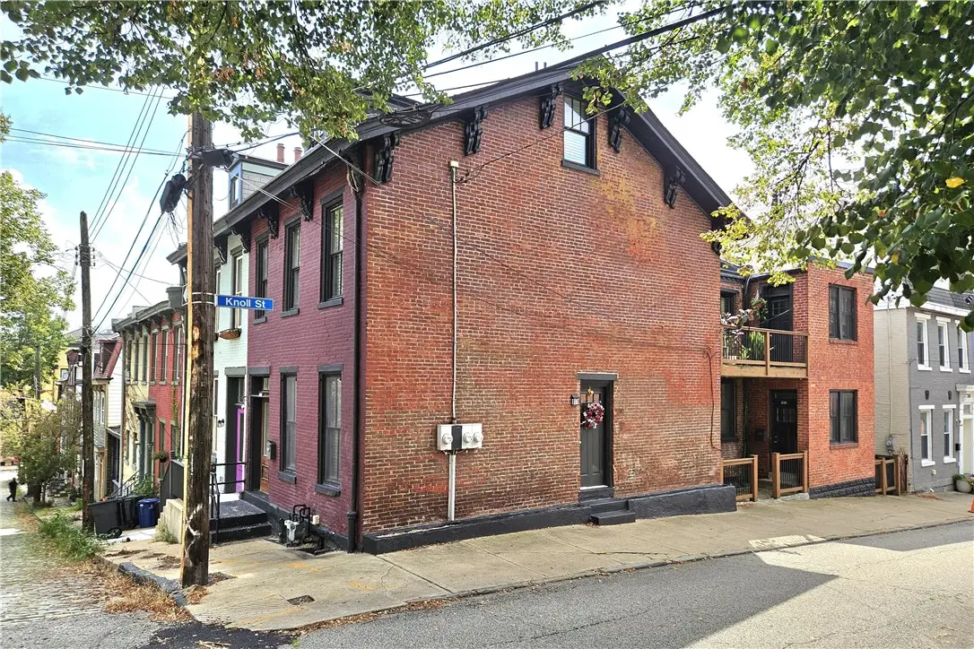 1215 Linden Pl, Pittsburgh, PA 15212 - #1