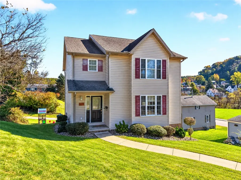 1625 Ashland St, Greensburg, PA 15601 - #1
