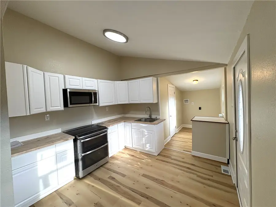 134 Essie Street, Darlington, PA 16115 - #3