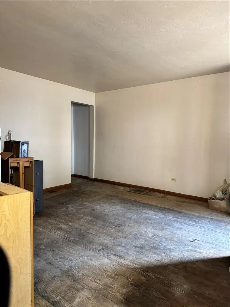 143 Warden Street, Pittsburgh, PA 15220 - #3