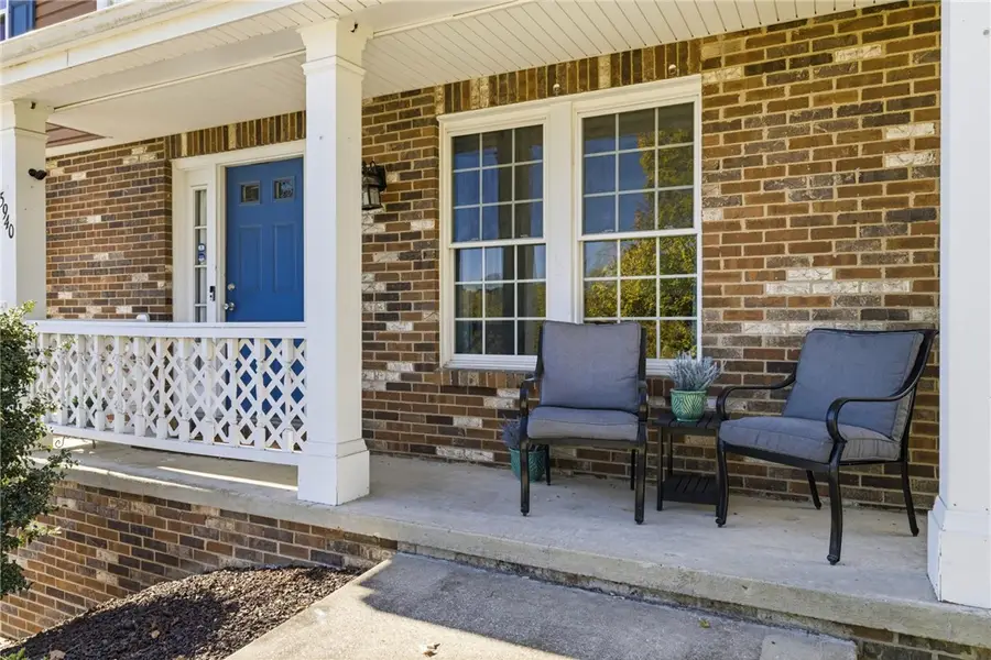 5940 Dalmation Dr, Bethel Park, PA 15102 - #2